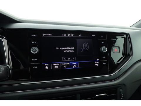 Volkswagen Polo 1.0 TSI R-Line DSG | Adapt. Cruise | Apple CarPlay & Android Auto | Trekhaak | Navi | 17" | DAB