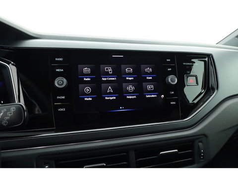 Volkswagen Polo 1.0 TSI R-Line DSG | Adapt. Cruise | Apple CarPlay & Android Auto | Trekhaak | Navi | 17" | DAB