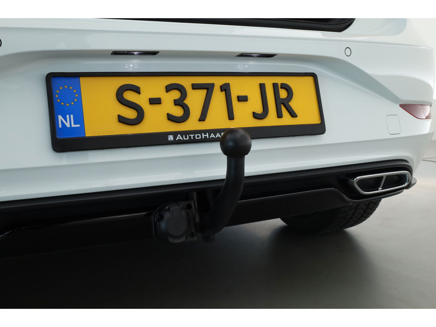 Volkswagen Polo 1.0 TSI R-Line DSG | Adapt. Cruise | Apple CarPlay & Android Auto | Trekhaak | Navi | 17" | DAB