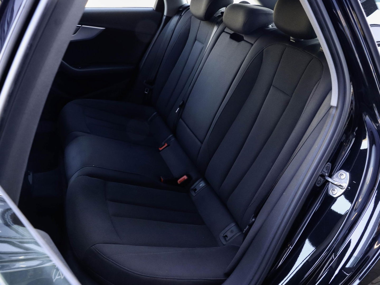 Audi A4 Avant 35 TFSI Sport Lease Edition | Clima | Trekhaak | Elek Achterklep