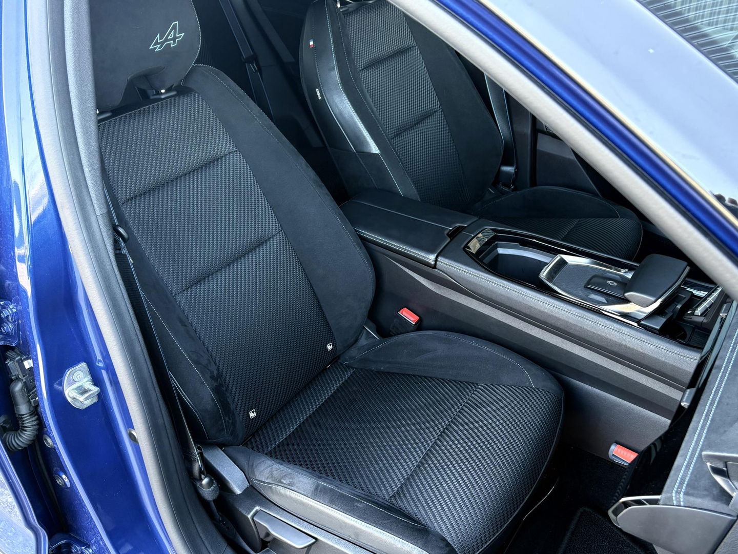 Renault Austral 1.2 E-Tech full hybrid 200 techno esprit Alpine Keyless | Stuurwiel Verwarmd | LAGE KM