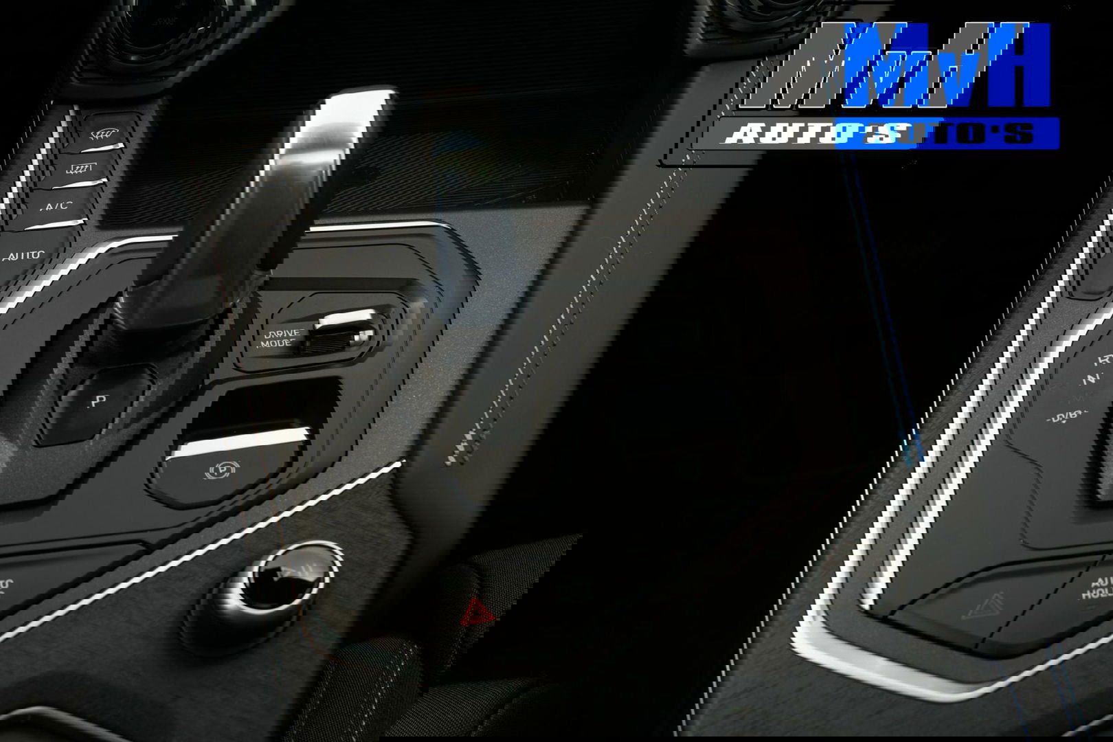 Lynk & Co 01 1.5 Plug-in Hybride|FULL BLACK|360°CAM|PANO|NAP