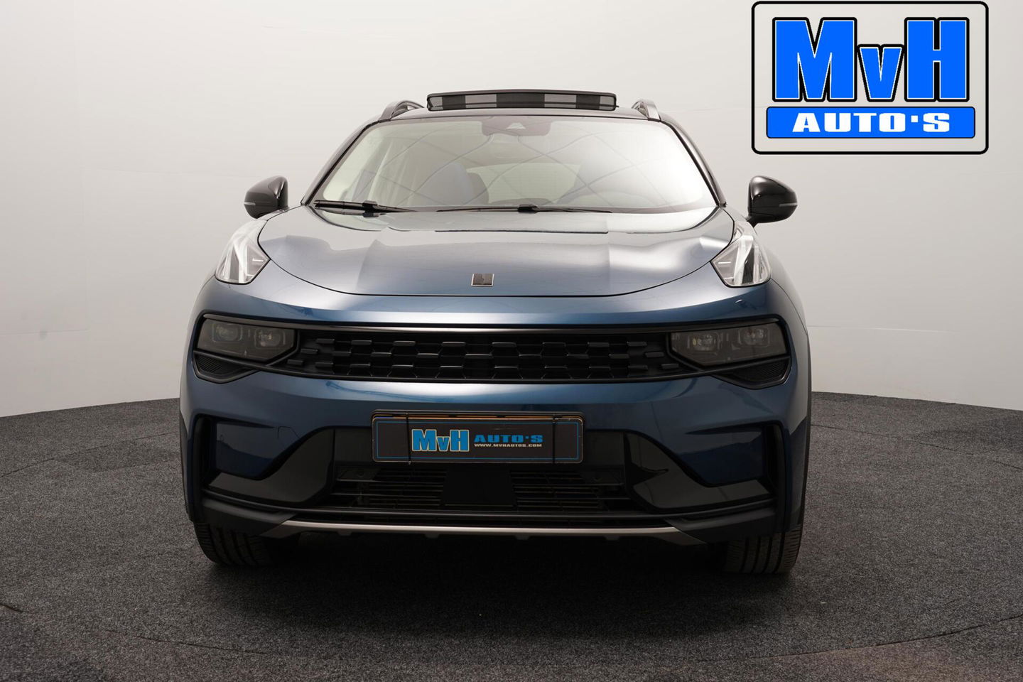 Lynk & Co 01 1.5 Plug-in Hybride|FULL BLACK|360°CAM|PANO|NAP