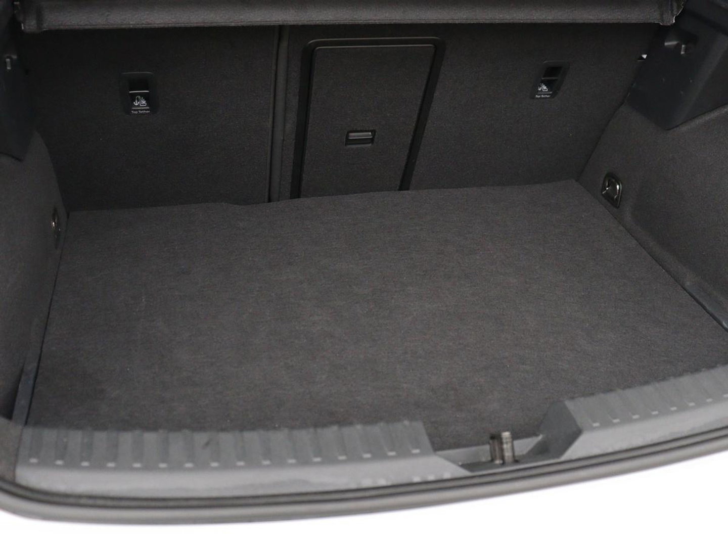 CUPRA Leon 1.5 e-Hybrid Business | Stoelverwarming | Adaptive cruise | Camera | Carplay | Memory | Half leder | Navigatie | Keyless | Sportstoelen | Full LED | Sfeerverlichting | PHEV | Plug In