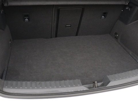 CUPRA Leon 1.5 e-Hybrid Business | Stoelverwarming | Adaptive cruise | Camera | Carplay | Memory | Half leder | Navigatie | Keyless | Sportstoelen | Full LED | Sfeerverlichting | PHEV | Plug In