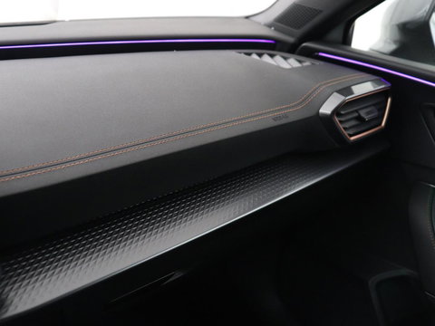 CUPRA Leon 1.5 e-Hybrid Business | Stoelverwarming | Adaptive cruise | Camera | Carplay | Memory | Half leder | Navigatie | Keyless | Sportstoelen | Full LED | Sfeerverlichting | PHEV | Plug In