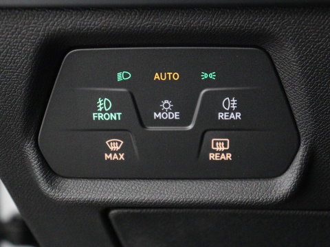 CUPRA Leon 1.5 e-Hybrid Business | Stoelverwarming | Adaptive cruise | Camera | Carplay | Memory | Half leder | Navigatie | Keyless | Sportstoelen | Full LED | Sfeerverlichting | PHEV | Plug In