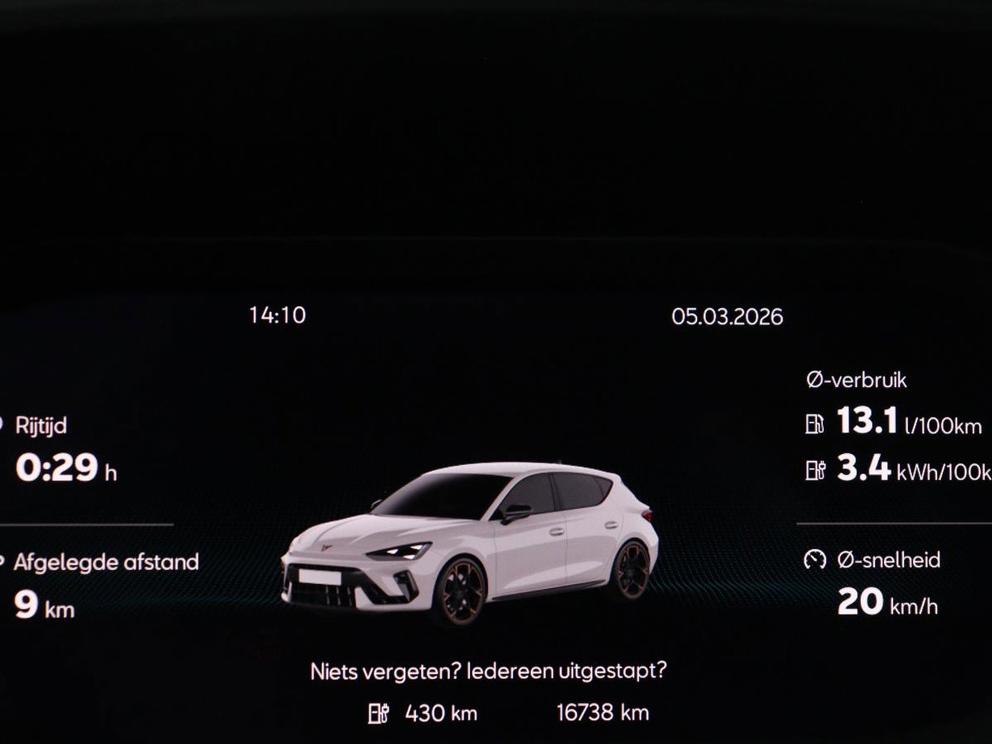 CUPRA Leon 1.5 e-Hybrid Business | Stoelverwarming | Adaptive cruise | Camera | Carplay | Memory | Half leder | Navigatie | Keyless | Sportstoelen | Full LED | Sfeerverlichting | PHEV | Plug In