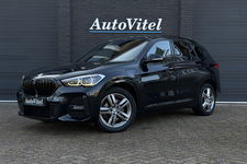 BMW X1 - xDrive25e M-Sport | Sportleder | PDC A | LED | Stoelverwarming | DAB
