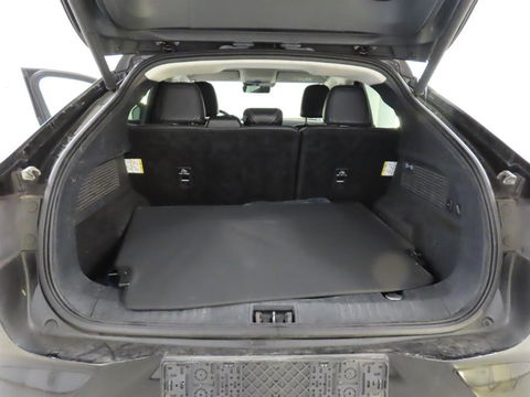 Ford Mustang Mach-E RWD 75 kWh [ 3-Fase ] {SOH-87%] (INCL.BTW) *LEATHER | FULL-LED | DAB | DIGI-COCKPIT | KEYLESS | NAVI-FULLMAP | CARPLAY | HEATED-COMFORTSEATS | TOPVIEW | ADAPTIVE-CRUISE | PRIVACY-GLASS | 18'' ALU*