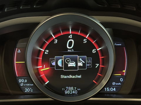 Volvo V40 1.6 T3 Ocean Race | 150 PK | Leder | Camera | Achterbankverwarming | Navigatie | Stoelverwarming | 17" Lichtmetaal | Airconditioning | Xenon | Isofix | LED | Parkeersensoren |