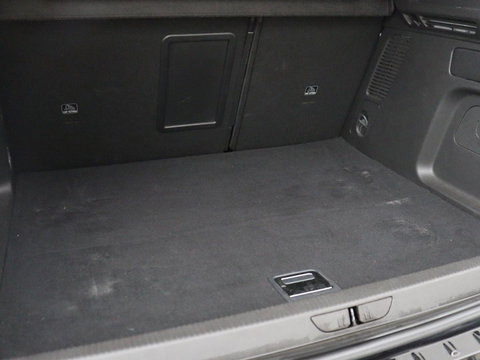 Opel Grandland X 1.6 Turbo Hybrid Business Executive | SOH 95% | Stoelverwarming | Adaptive cruise | Camera | Carplay | Stuurverwarming | Navigatie | PHEV | Plug In