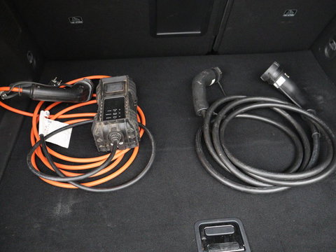 Opel Grandland X 1.6 Turbo Hybrid Business Executive | SOH 95% | Stoelverwarming | Adaptive cruise | Camera | Carplay | Stuurverwarming | Navigatie | PHEV | Plug In