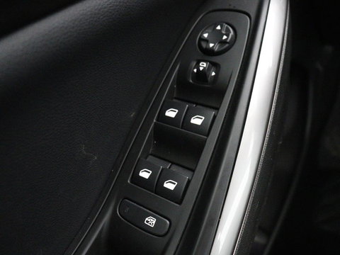 Opel Grandland X 1.6 Turbo Hybrid Business Executive | SOH 95% | Stoelverwarming | Adaptive cruise | Camera | Carplay | Stuurverwarming | Navigatie | PHEV | Plug In