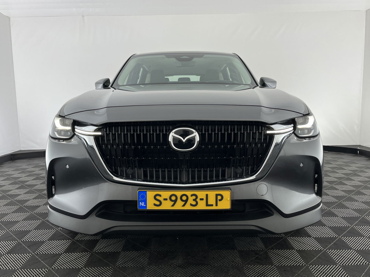 Mazda CX-60 2.5 e-SkyActiv PHEV Exclusive-Line [ 3-Fase ] (INCL-BTW) *HEAD-UP | LEATHER | FULL-LED | BLINDSPOT | HEATED/VENTILATED-COMFORTSEATS | DIGI-COCKPIT | KEYLESS | DAB | NAVI-FULLMAP | 20''ALU | TOWBAR*