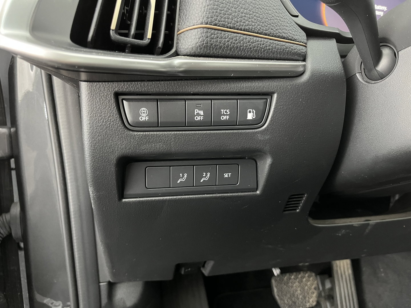 Mazda CX-60 2.5 e-SkyActiv PHEV Exclusive-Line [ 3-Fase ] (INCL-BTW) *HEAD-UP | LEATHER | FULL-LED | BLINDSPOT | HEATED/VENTILATED-COMFORTSEATS | DIGI-COCKPIT | KEYLESS | DAB | NAVI-FULLMAP | 20''ALU | TOWBAR*