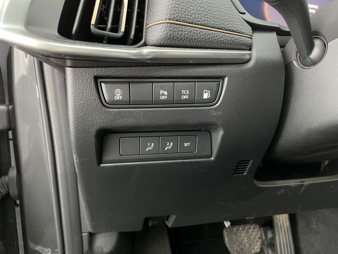 Mazda CX-60 2.5 e-SkyActiv PHEV Exclusive-Line [ 3-Fase ] (INCL-BTW) *HEAD-UP | LEATHER | FULL-LED | BLINDSPOT | HEATED/VENTILATED-COMFORTSEATS | DIGI-COCKPIT | KEYLESS | DAB | NAVI-FULLMAP | 20''ALU | TOWBAR*