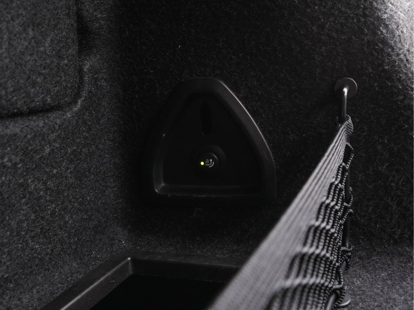 BMW 4 Serie Coupé M440i xDrive High Executive Aut. *PANO | HEAD-UP | LASER-LED | ADAPTIVE-CRUISE | LUXURY-LEATHER | TOP-VIEW | HARMAN/KARDON | BLINDSPOT | KEYLESS | HEATED-SPORTSEATS | DAB+ | DIGI-COCKPIT | SHIFT-PADDLES | 19''ALU | TOWB