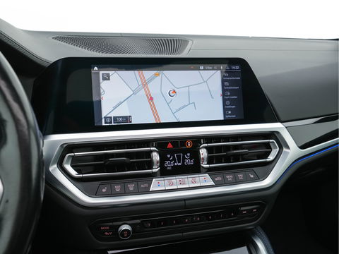 BMW 4 Serie Coupé M440i xDrive High Executive Aut. *PANO | HEAD-UP | LASER-LED | ADAPTIVE-CRUISE | LUXURY-LEATHER | TOP-VIEW | HARMAN/KARDON | BLINDSPOT | KEYLESS | HEATED-SPORTSEATS | DAB+ | DIGI-COCKPIT | SHIFT-PADDLES | 19''ALU | TOWB