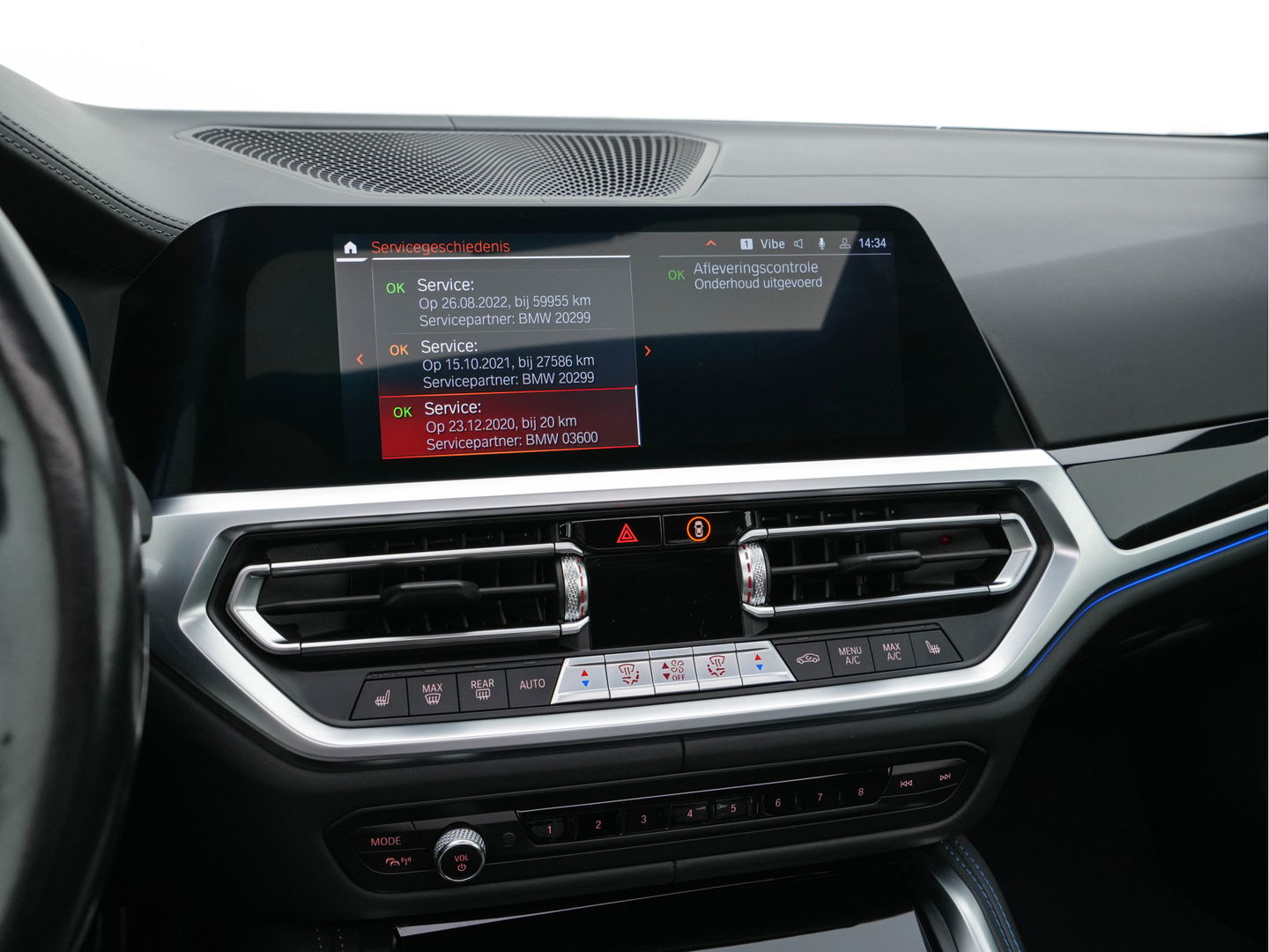 BMW 4 Serie Coupé M440i xDrive High Executive Aut. *PANO | HEAD-UP | LASER-LED | ADAPTIVE-CRUISE | LUXURY-LEATHER | TOP-VIEW | HARMAN/KARDON | BLINDSPOT | KEYLESS | HEATED-SPORTSEATS | DAB+ | DIGI-COCKPIT | SHIFT-PADDLES | 19''ALU | TOWB