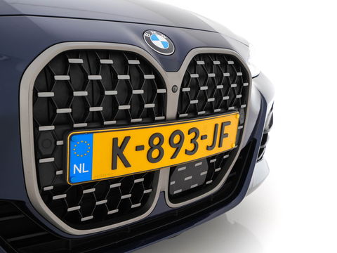 BMW 4 Serie Coupé M440i xDrive High Executive Aut. *PANO | HEAD-UP | LASER-LED | ADAPTIVE-CRUISE | LUXURY-LEATHER | TOP-VIEW | HARMAN/KARDON | BLINDSPOT | KEYLESS | HEATED-SPORTSEATS | DAB+ | DIGI-COCKPIT | SHIFT-PADDLES | 19''ALU | TOWB