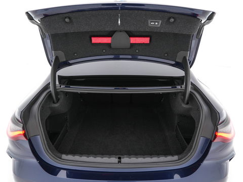 BMW 4 Serie Coupé M440i xDrive High Executive Aut. *PANO | HEAD-UP | LASER-LED | ADAPTIVE-CRUISE | LUXURY-LEATHER | TOP-VIEW | HARMAN/KARDON | BLINDSPOT | KEYLESS | HEATED-SPORTSEATS | DAB+ | DIGI-COCKPIT | SHIFT-PADDLES | 19''ALU | TOWB