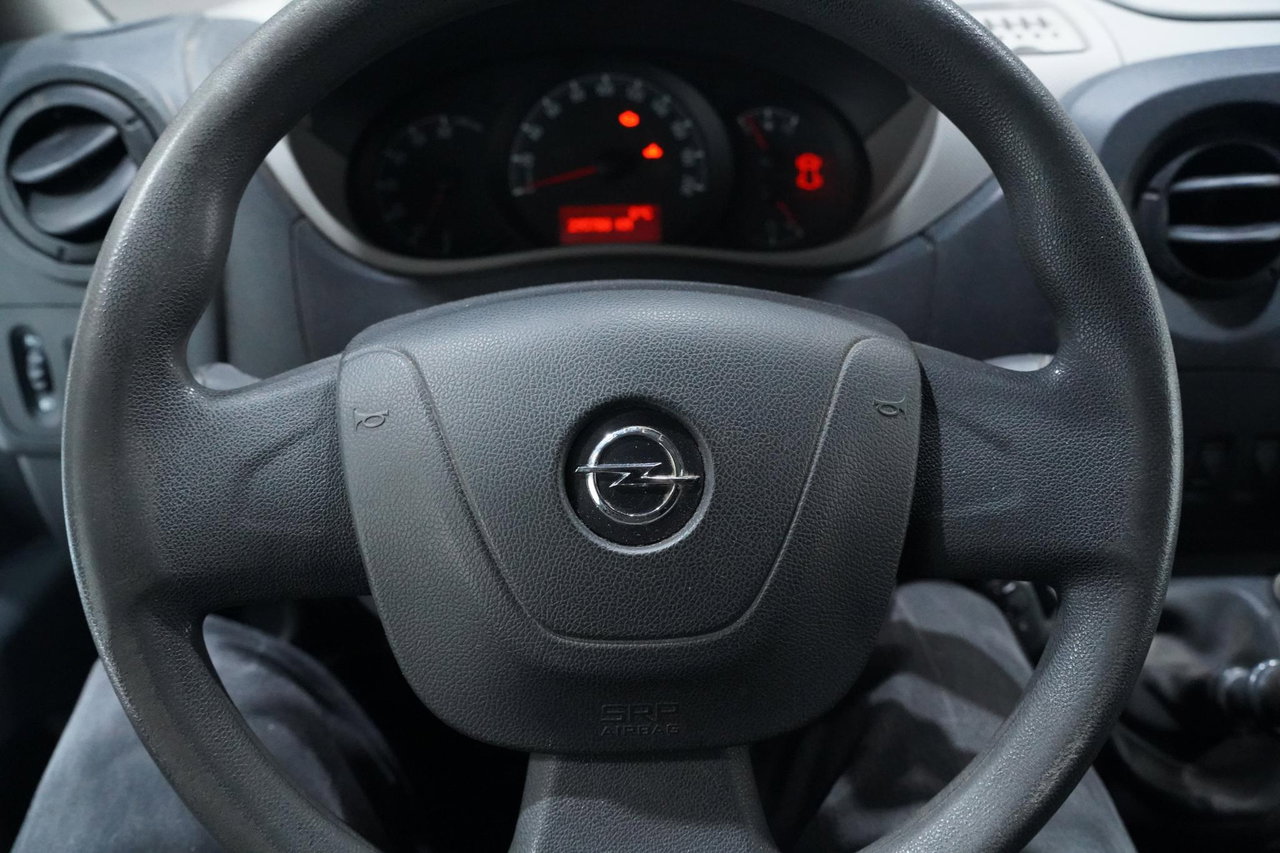 Opel Movano