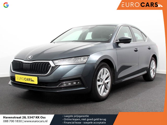 Škoda Octavia - 1.0 e-TSI DSG Style | Navigatie | Apple Carplay/Android Auto | Adaptive Cruise Control | Camera | Climate Control | Digitale Cockpit | Stoelverwarming | Lichtmetalen Velgen