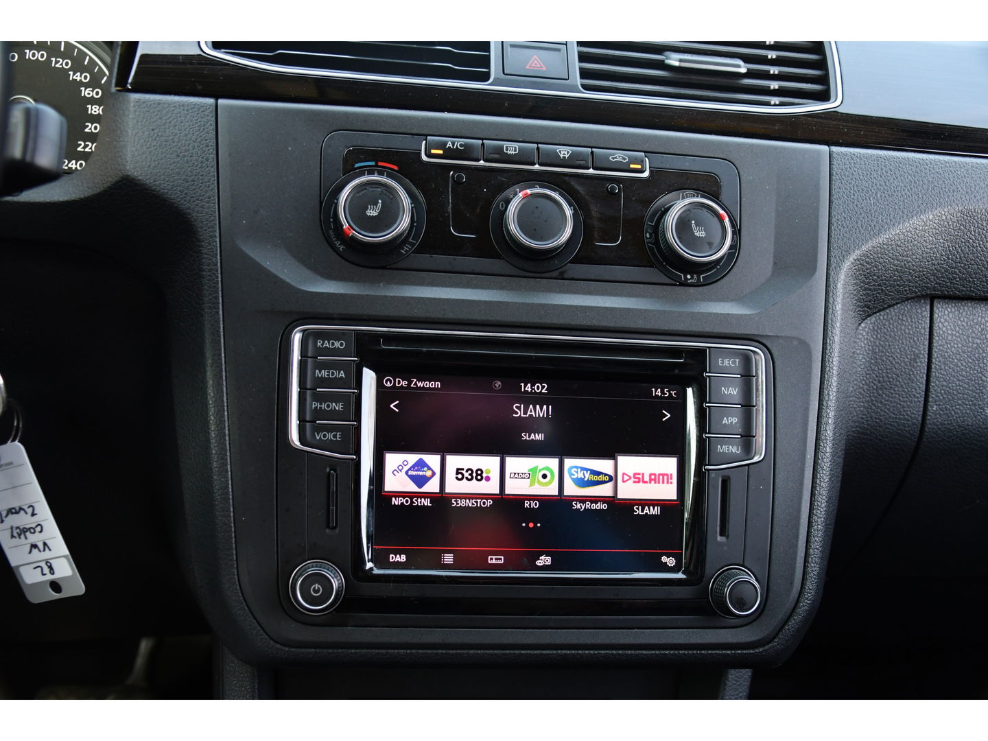 Volkswagen Caddy 2.0 TDI L1H1 Highline Black Edition Adaptieve Cruise, Carplay, 150pk, Automaat, LED, Stoelverwarming, Leder, Multimedia, Voorruit verwarming, Uniek!