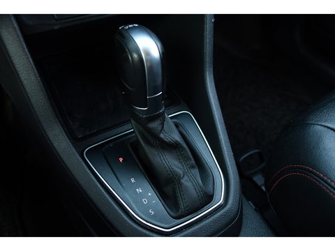 Volkswagen Caddy 2.0 TDI L1H1 Highline Black Edition Adaptieve Cruise, Carplay, 150pk, Automaat, LED, Stoelverwarming, Leder, Multimedia, Voorruit verwarming, Uniek!