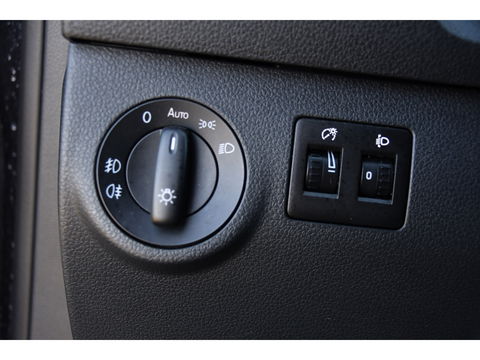 Volkswagen Caddy 2.0 TDI L1H1 Highline Black Edition Adaptieve Cruise, Carplay, 150pk, Automaat, LED, Stoelverwarming, Leder, Multimedia, Voorruit verwarming, Uniek!