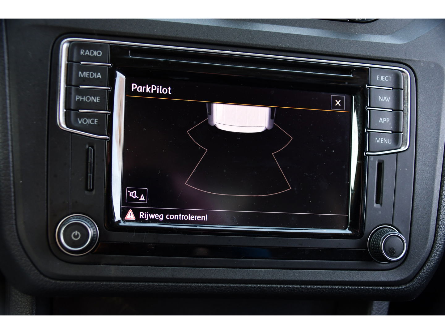 Volkswagen Caddy 2.0 TDI L1H1 Highline Black Edition Adaptieve Cruise, Carplay, 150pk, Automaat, LED, Stoelverwarming, Leder, Multimedia, Voorruit verwarming, Uniek!