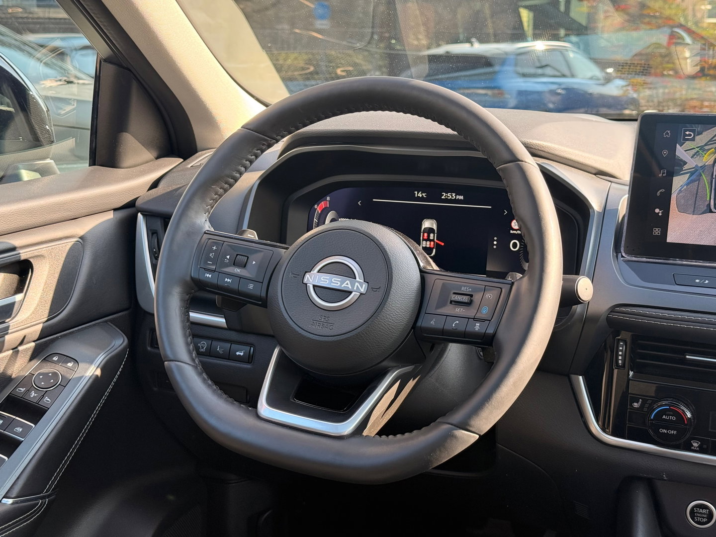 Nissan QASHQAI 1.3 MHEV Xtronic Premium l H.U.D l 360 l Pano l Parelmoer lak