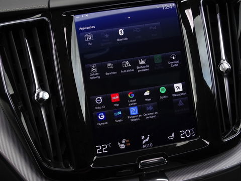 Volvo XC60 T8 407PK TE AWD Inscription / R-Design / Bowers & Wilkins / 360°