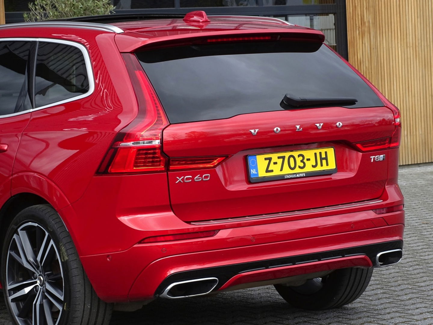 Volvo XC60 T8 407PK TE AWD Inscription / R-Design / Bowers & Wilkins / 360°