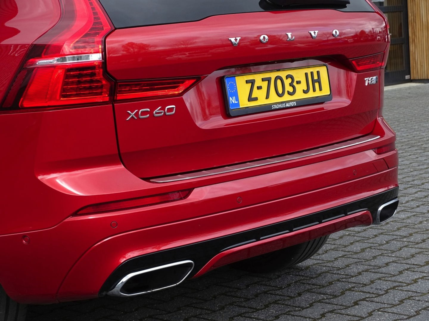 Volvo XC60 T8 407PK TE AWD Inscription / R-Design / Bowers & Wilkins / 360°