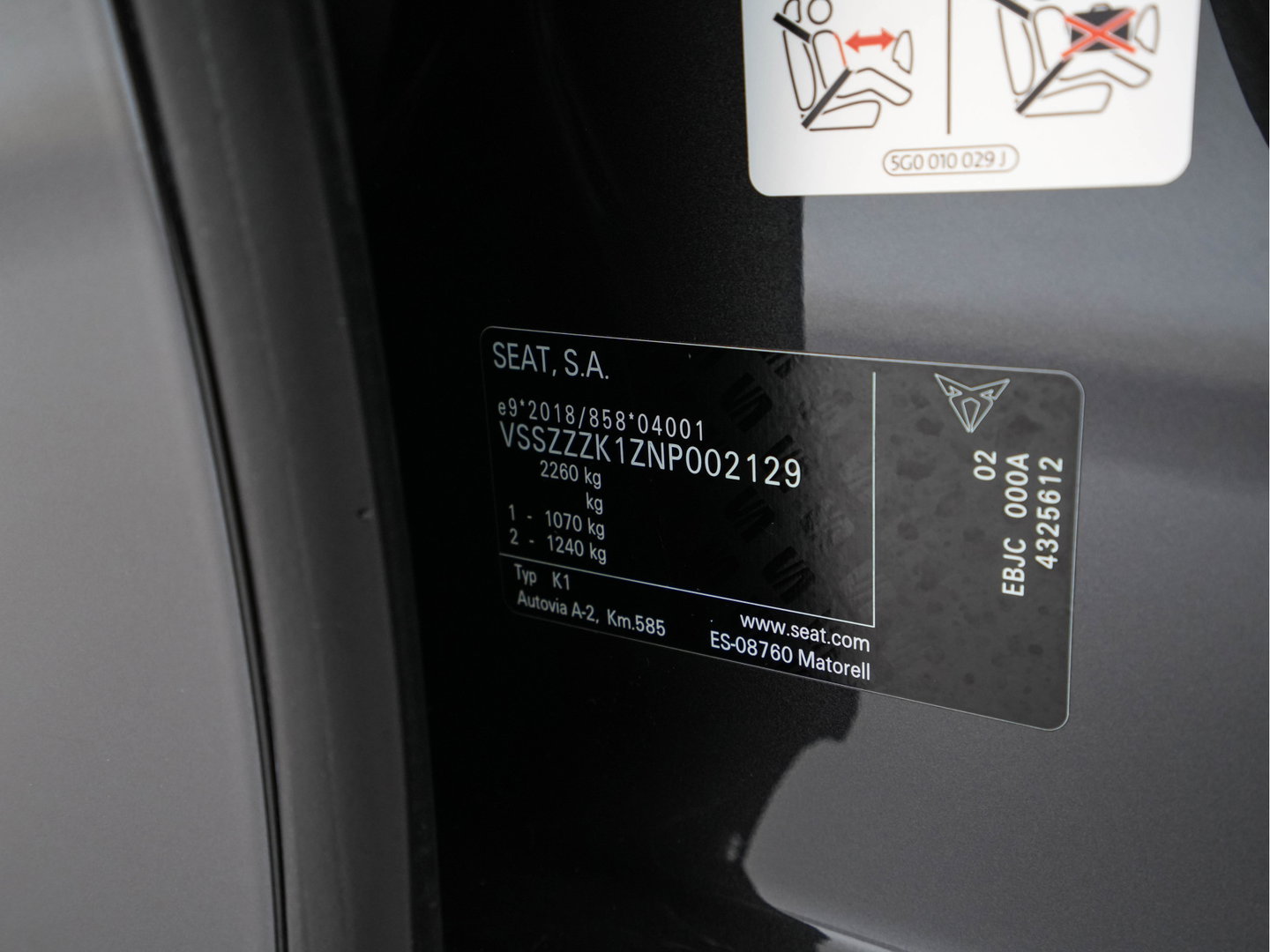 CUPRA Born Copper Edition 62 kWh [ 3-Fase-11kW ] {SOH-92%} (INCL-BTW) *PANO | ADAPTIVE-CRUISE | FULL-LED | MICROFIBRE | TOPVIEW | BLINDSPOT | KEYLESS | NAVI-FULLMAP | AMBIENTLIGHT | DIGI-COCKPIT | MASSAGE | CARPLAY | SPORTSEATS | PRIVACYGLASS | 20"AL