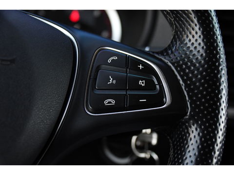 Mercedes-Benz Vito 119 CDI L2 PB Edition Camera, Cruise, Carplay, LED, 190pk, Clima, Automaat, mulitmedia, Trekhaak, Sensoren, Uniek!