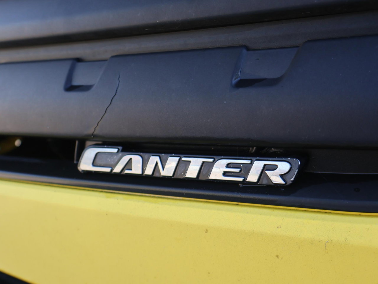 Mitsubishi Canter
