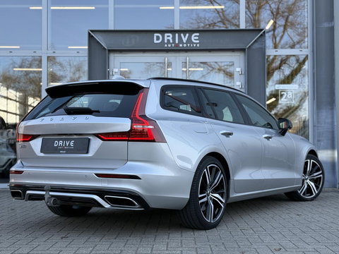 Volvo V60 2.0 T8 Recharge 390PK AWD R-Design |Pano|H/K|360CAM|AutoPilot|Trekhaak