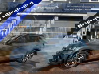 Volkswagen T-Roc - 1.5 TSI R-Line DSG-aut. R-LINE / Trekhaak afn. / Camera / Stoelverw. / IQ Light / FABRIEKS garantie