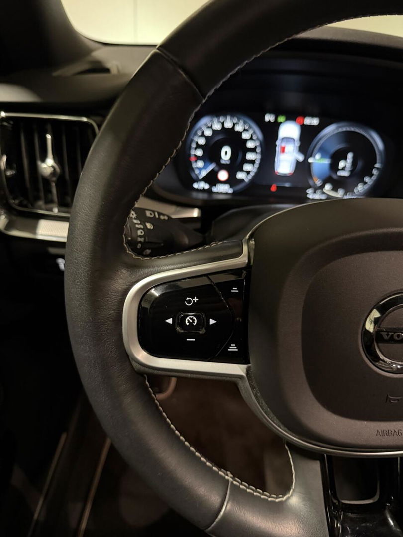 Volvo V60 2.0 T6 Recharge AWD R-Design Pano Leer Camera NAP