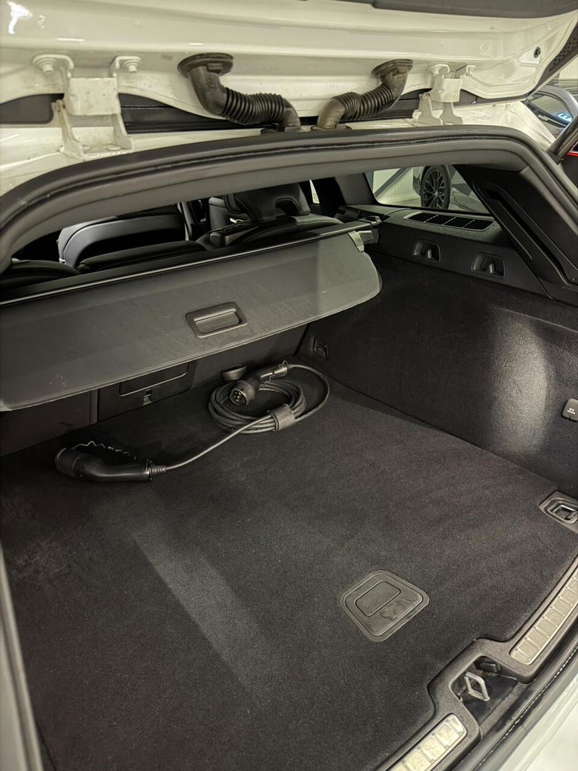 Volvo V60 2.0 T6 Recharge AWD R-Design Pano Leer Camera NAP