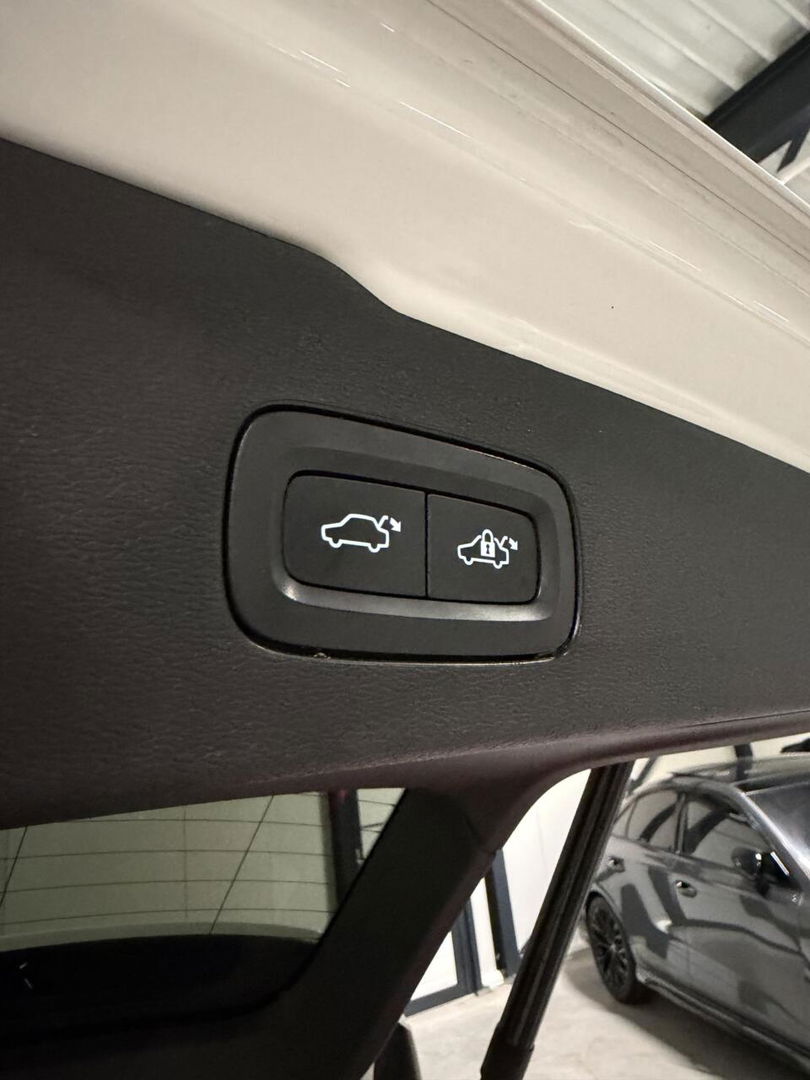 Volvo V60 2.0 T6 Recharge AWD R-Design Pano Leer Camera NAP