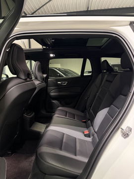 Volvo V60 2.0 T6 Recharge AWD R-Design Pano Leer Camera NAP