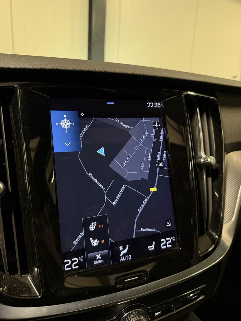 Volvo V60 2.0 T6 Recharge AWD R-Design Pano Leer Camera NAP