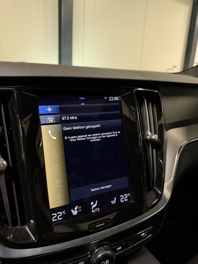 Volvo V60 2.0 T6 Recharge AWD R-Design Pano Leer Camera NAP