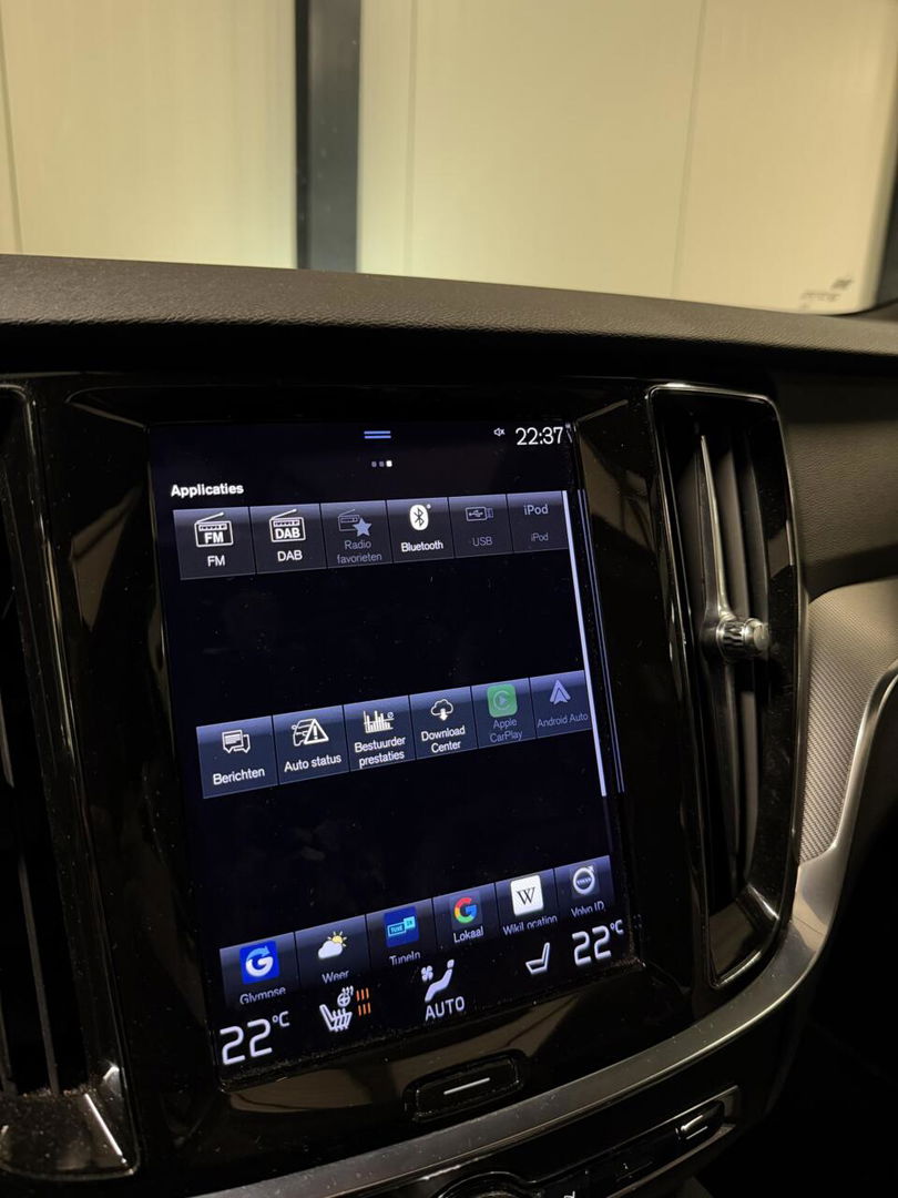 Volvo V60 2.0 T6 Recharge AWD R-Design Pano Leer Camera NAP