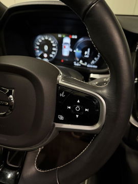 Volvo V60 2.0 T6 Recharge AWD R-Design Pano Leer Camera NAP