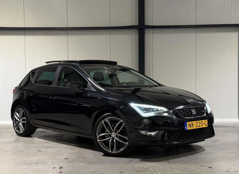 SEAT Leon 1.8 TSI FR 180PK Pano Stoelverwarming Sfeer Cruise